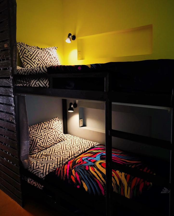 Qinglian Youth Hostel Pattaya Dış mekan fotoğraf